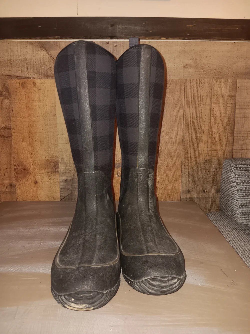 The Original Muck Boot Company Women’s Black Plaid Boot